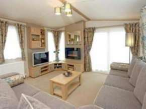 Roxbury 5 Star 6 berth Luxury Caravan